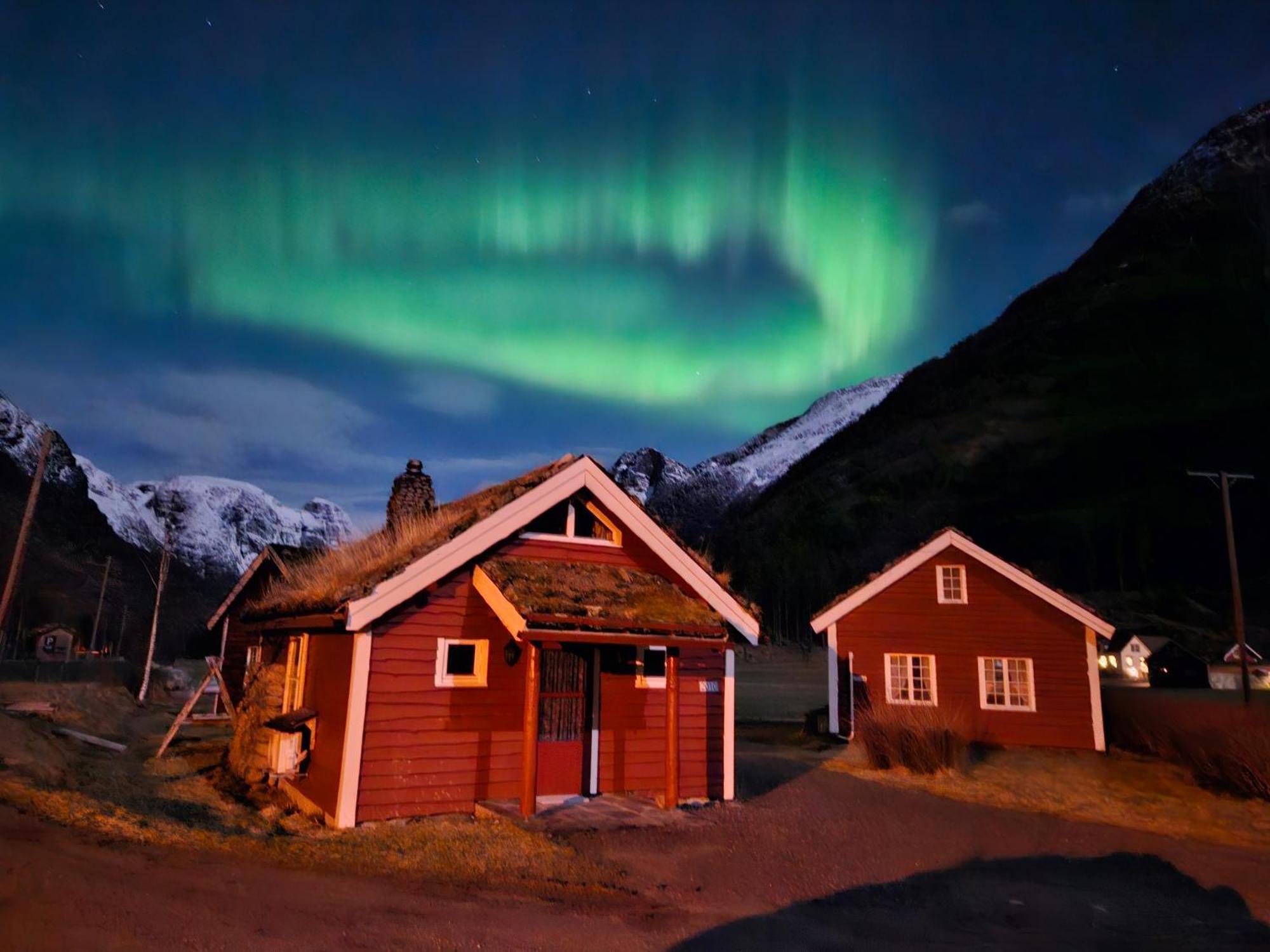 Villa Trollbu Aabrekk Gard Briksdalsbre Esterno foto
